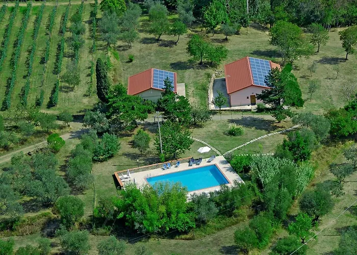 Botro Feriegård Pulicciano